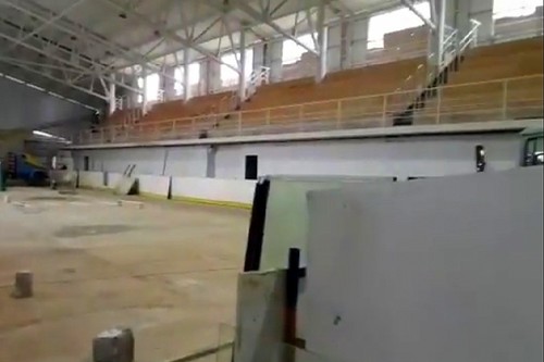 В Кременчуге завершается реконструкция ледовой арены