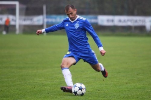 Динамо продлило контракты с четырьмя игроками молодежного состава