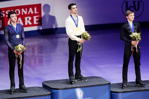 Фернандес выиграл чемпионат Европы по фигурному катанию