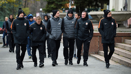Шахтер прогулялся по Харькову перед матчем с Фейеноордом