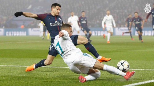 Реал Мадрид впервые победил в Париже и вышел в четвертьфинал ЛЧ