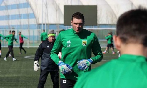 Непогодов стал лучшим вратарем чемпионата Казахстана