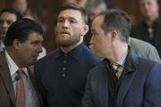 ВИДЕО ДНЯ. Как Макгрегор автобус с бойцами UFC разгромил