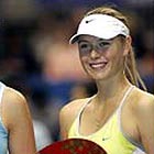 Шарапова побеждает в Токио и обгоняет Моресмо