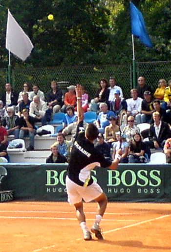 Сергей на подаче