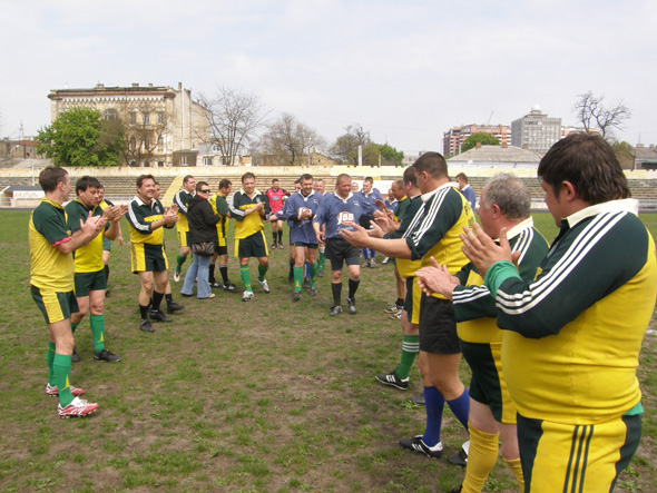 Приветствие перед игрой