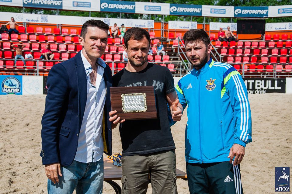 Пляжный футбол: столичный ХИТ завоевал Кубок Украины!